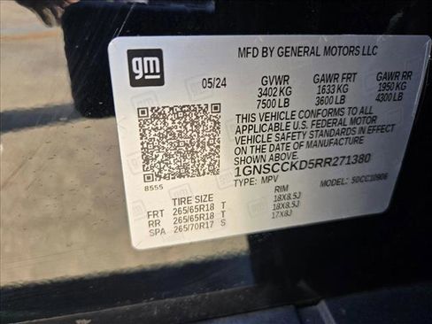 Used 2024 Chevrolet Suburban LT image 26