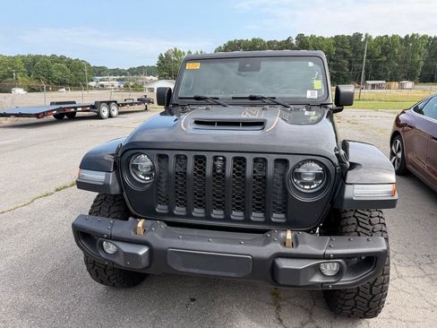 Used 2022 Jeep Wrangler Unlimited Rubicon w/ Dual Top Group AWD/4WD image 3