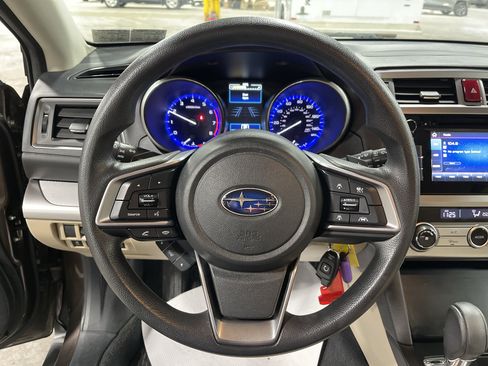 Used 2019 Subaru Outback 2.5i image 16