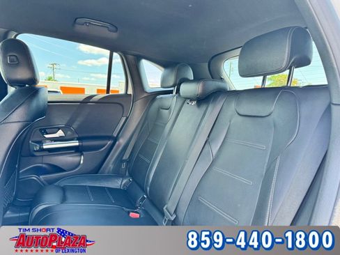 Used 2023 Mercedes-Benz GLA 250 4MATIC image 32