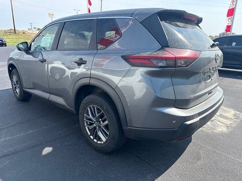 Used 2024 Nissan Rogue S AWD/4WD image 4