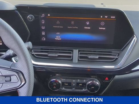 New 2026 Chevrolet Trax RS w/ Sunroof Package FWD image 15