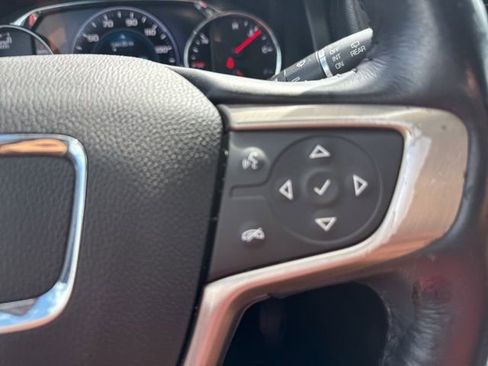 Used 2018 GMC Acadia Denali w/ Technology Package image 29