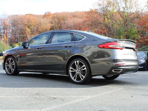 Used 2020 Ford Fusion Titanium image 4