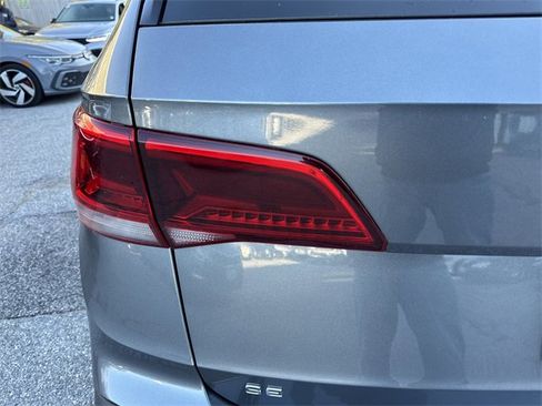 Used 2022 Volkswagen Taos SE image 31