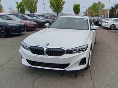 Used 2025 BMW 330i xDrive Sedan w/ Convenience Package image 3