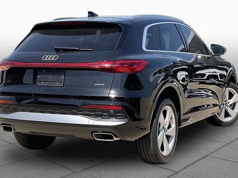 Used 2026 Audi Q5 Premium AWD/4WD image 12