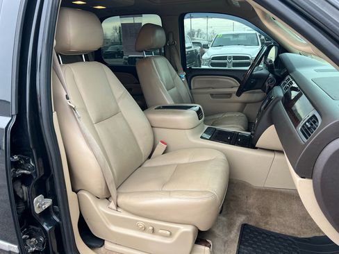 Used 2011 GMC Yukon Denali image 13
