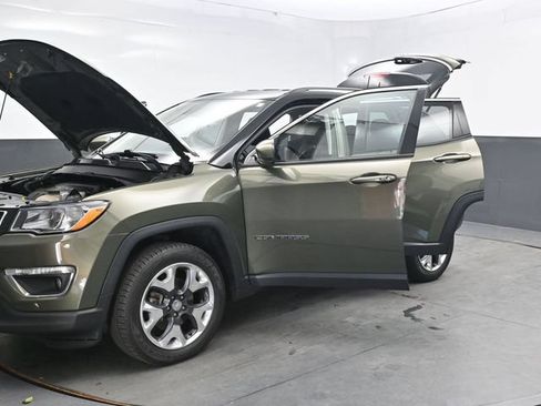 Used 2018 Jeep Compass Limited AWD/4WD image 45