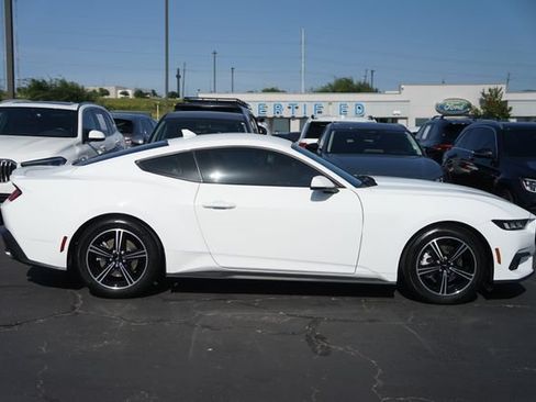 Used 2024 Ford Mustang Premium RWD image 5