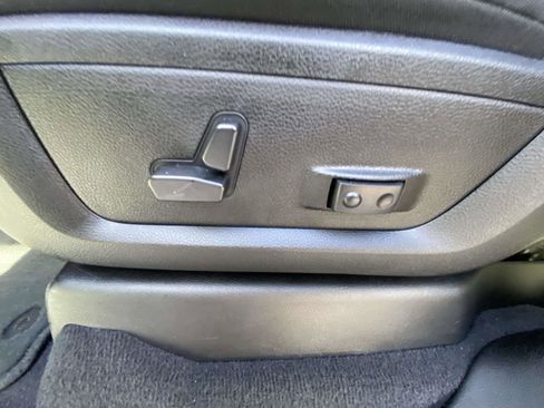 Certified 2024 RAM 2500 Big Horn w/ Bed Utility Group image 10