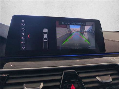 Used 2018 BMW 530e 530e iPerformance image 14