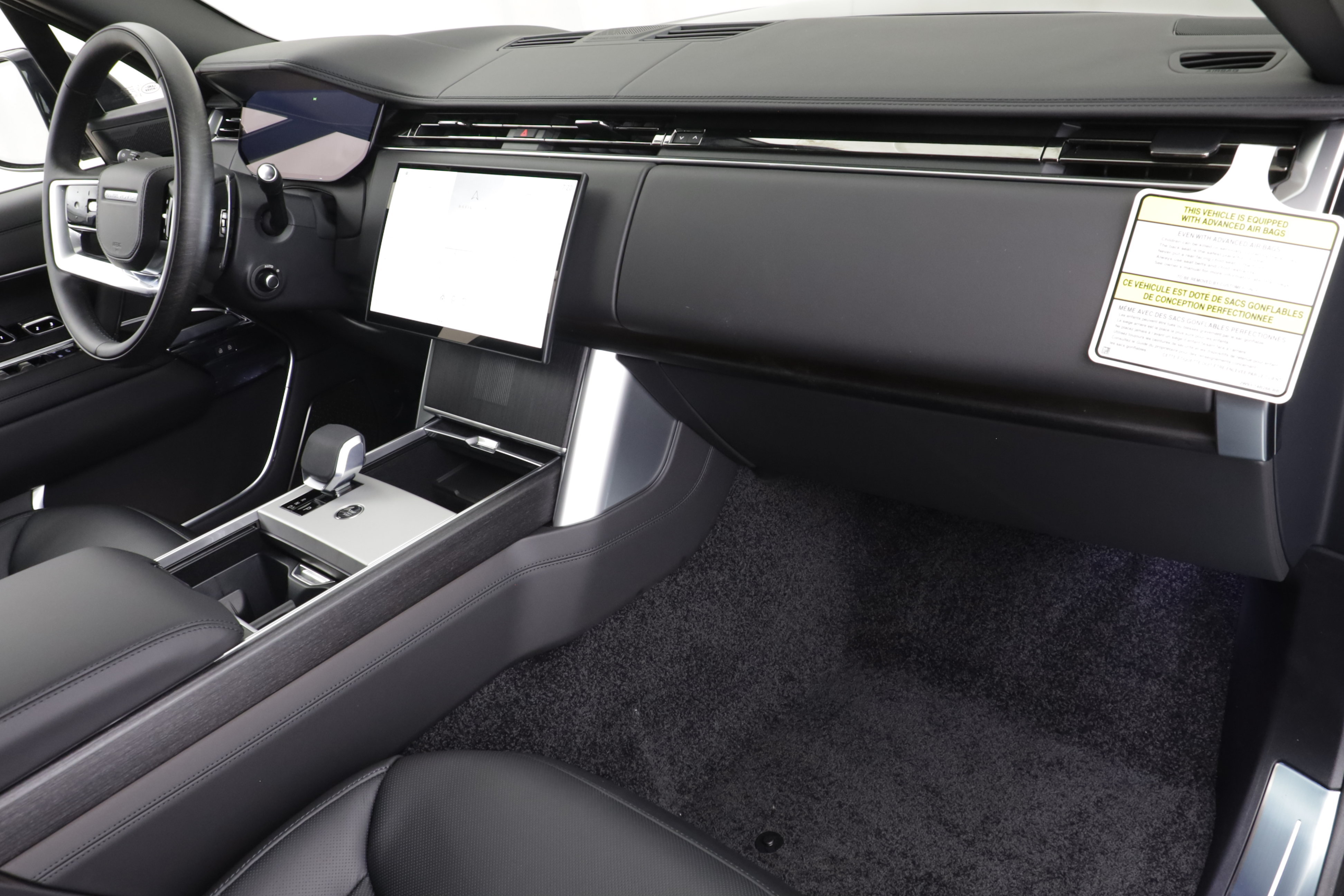 New 2026 Land Rover Range Rover Long Wheelbase Autobiography AWD/4WD image 22