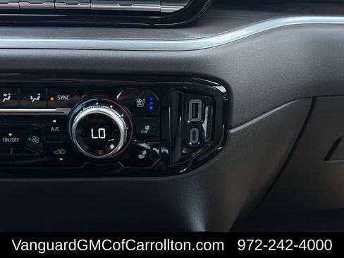 New 2026 GMC Sierra 1500 SLT AWD/4WD image 17