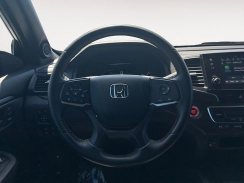 Used 2023 Honda Passport TrailSport image 13