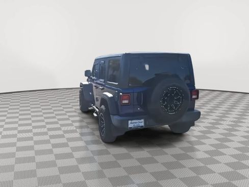 Used 2018 Jeep Wrangler Unlimited Sport S image 7