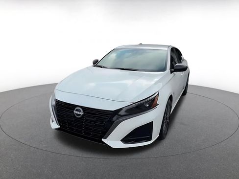 Used 2026 Nissan Altima 2.5 SV FWD image 6