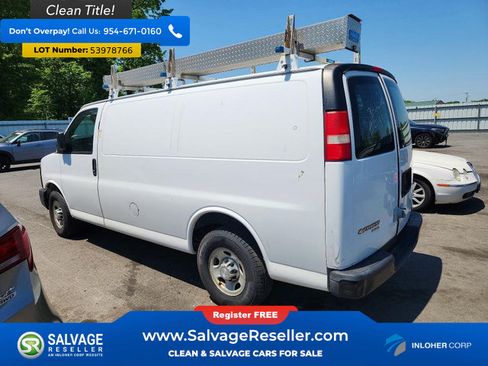 Used 2015 Chevrolet Express 2500 RWD image 3
