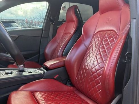 Used 2018 Audi S4 Premium Plus w/ Navigation Package image 17
