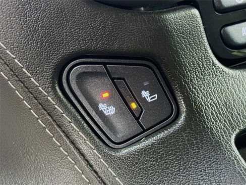 Used 2019 Chevrolet Tahoe LT AWD/4WD image 21