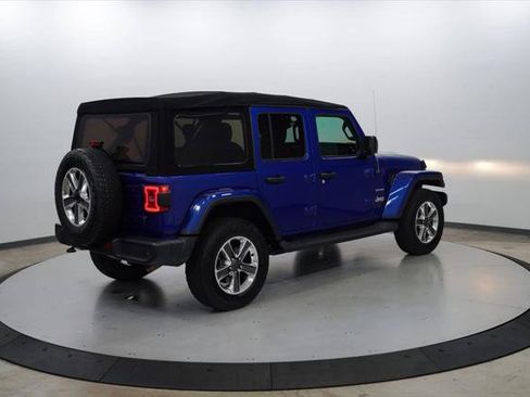 Certified 2020 Jeep Wrangler Unlimited Sahara AWD/4WD image 5