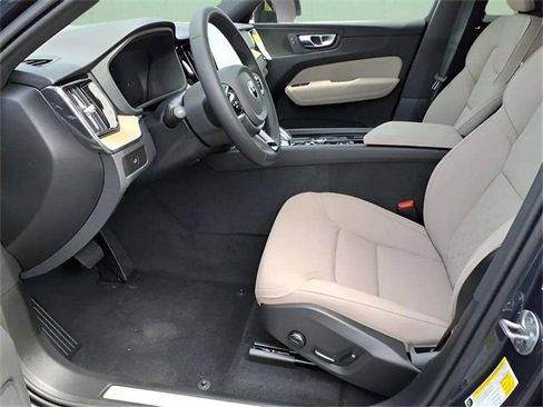 New 2026 Volvo XC60 B5 Plus w/ Protection Package Premier image 10