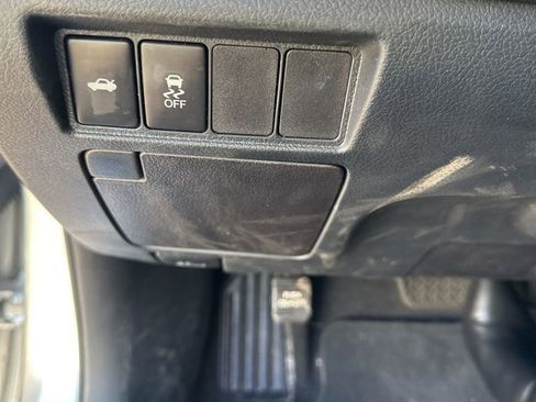 Used 2015 Toyota Avalon XLE image 8