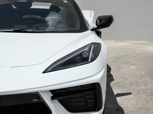 Used 2025 Chevrolet Corvette Stingray Preferred Conv w/ 2LT image 47