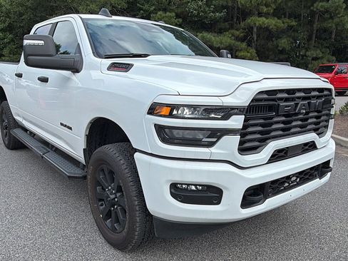 Used 2025 RAM 2500 Big Horn AWD/4WD image 5