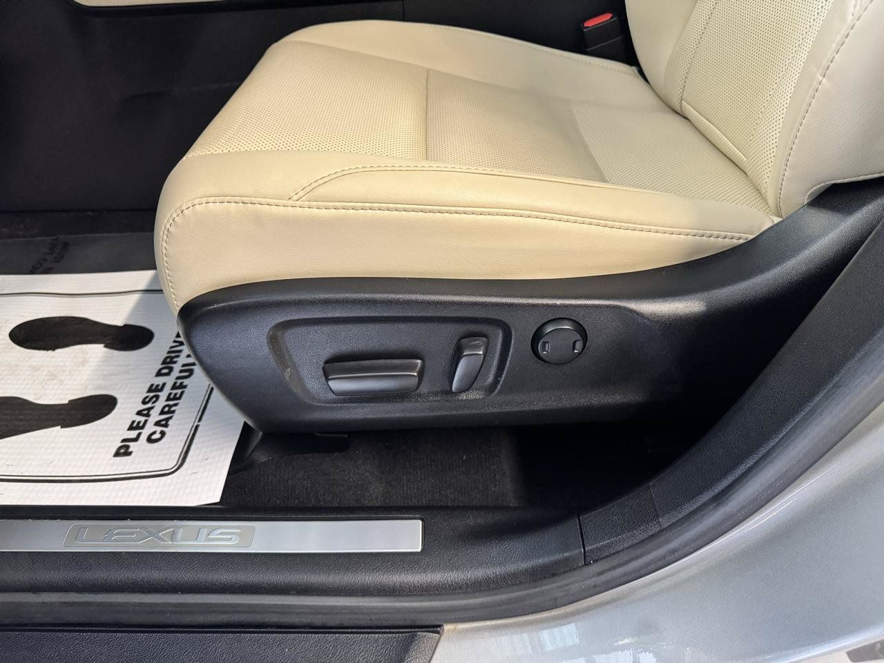 Used 2022 Lexus RX 350 AWD w/ Premium Package image 8