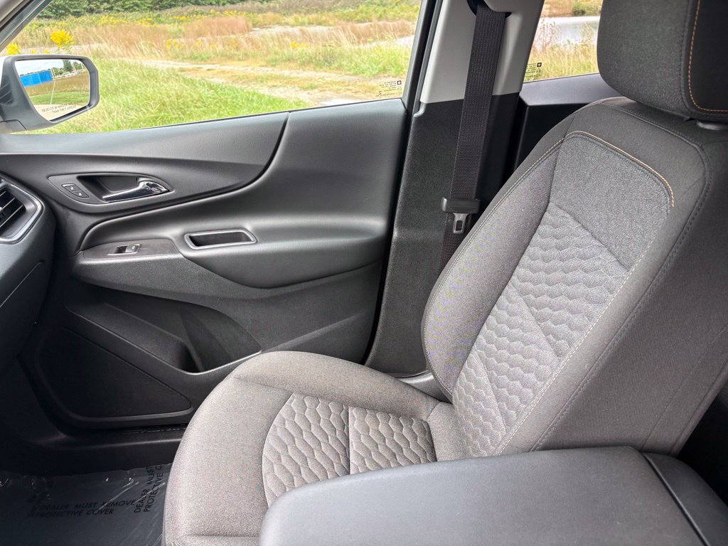 Used 2020 Chevrolet Equinox LT FWD image 17