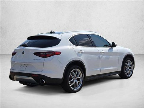 Used 2019 Alfa Romeo Stelvio Ti AWD/4WD image 5
