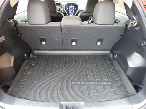 Used 2024 Subaru Crosstrek 2.0i Premium AWD/4WD image 27