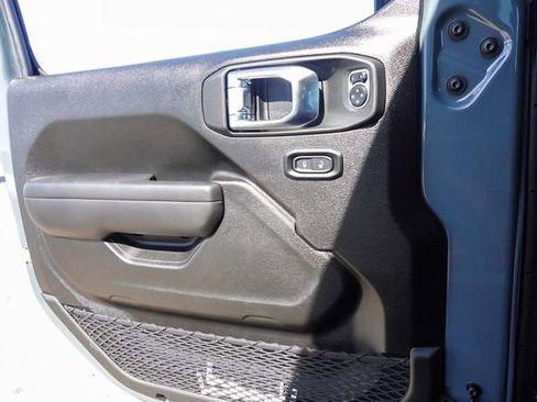 New 2025 Jeep Wrangler Rubicon w/ Steel Bumper Group image 14