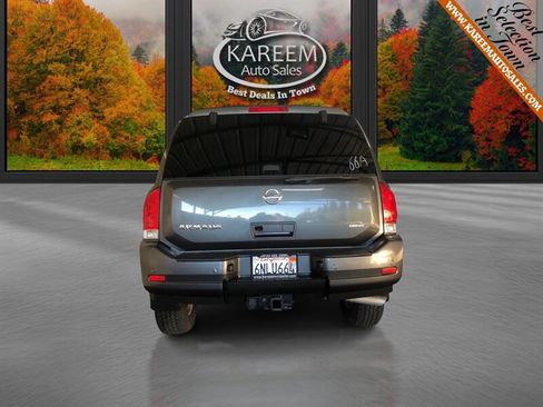 Used 2011 Nissan Armada SV image 6