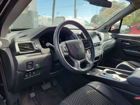 Used 2024 Honda Ridgeline Sport image 6