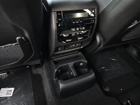New 2026 Jeep Grand Cherokee L Limited w/ Limited Altitude Package RWD image 11