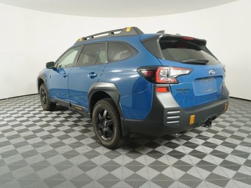Certified 2025 Subaru Outback Wilderness AWD/4WD image 5