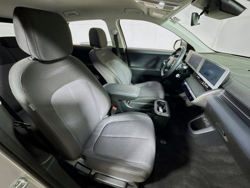 Used 2024 Hyundai Ioniq 5 SE image 26