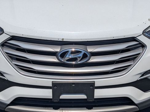 Used 2017 Hyundai Santa Fe Sport w/ 2.4L Value Package 06 AWD/4WD image 12