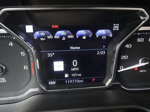 Used 2021 GMC Yukon XL Denali w/ Denali Premium Package image 6