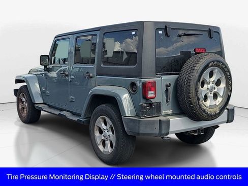 Used 2015 Jeep Wrangler Unlimited Sahara w/ Connectivity Group image 7