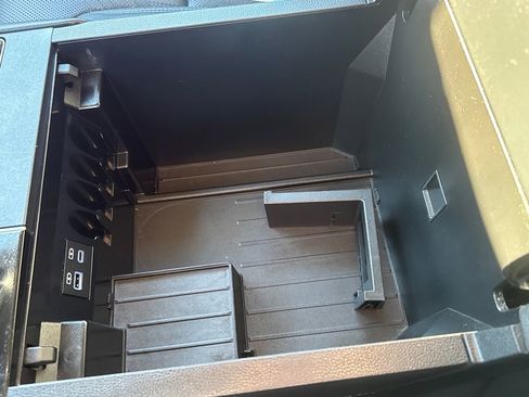 Used 2023 Toyota Tundra Limited image 27