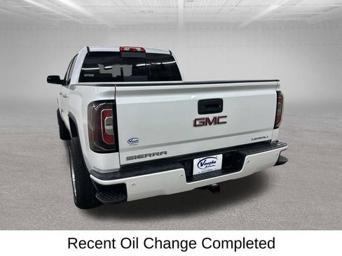 Used 2017 GMC Sierra 1500 Denali w/ Denali Ultimate Package AWD/4WD image 10