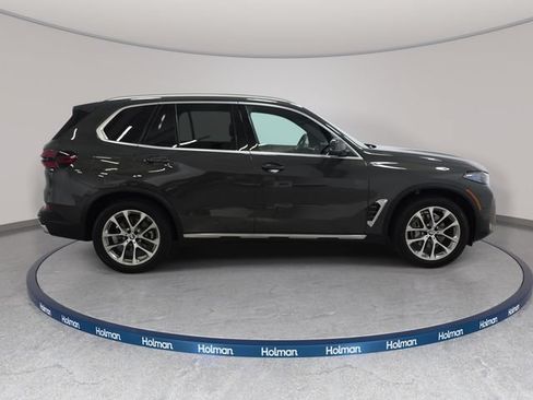 Used 2026 BMW X5 xDrive40i AWD/4WD image 4
