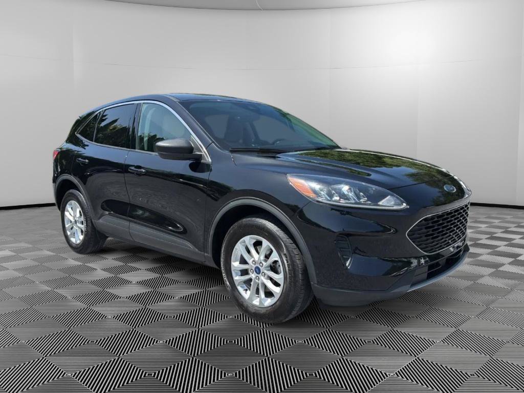 Used 2022 Ford Escape SE w/ Convenience Package AWD/4WD image 2