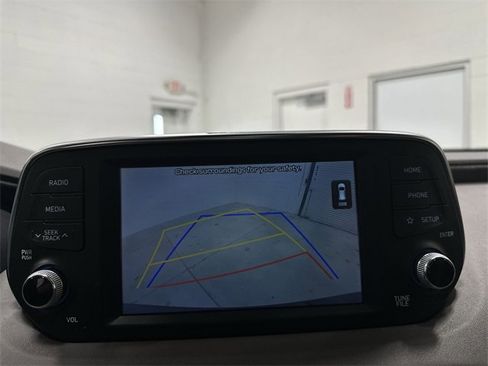 Used 2020 Hyundai Santa Fe SEL image 34