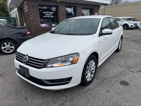 Used 2014 Volkswagen Passat 1.8T S image 2