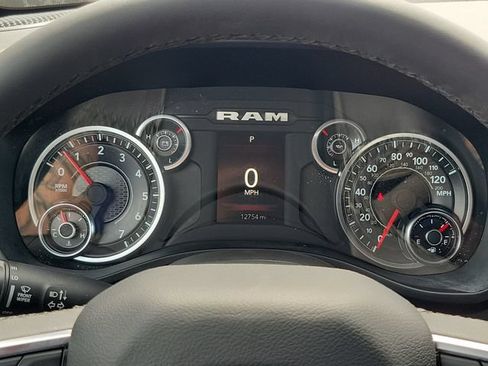 Used 2025 RAM 1500 Big Horn RWD image 23