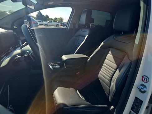 Used 2023 Kia Sportage SX Prestige image 5